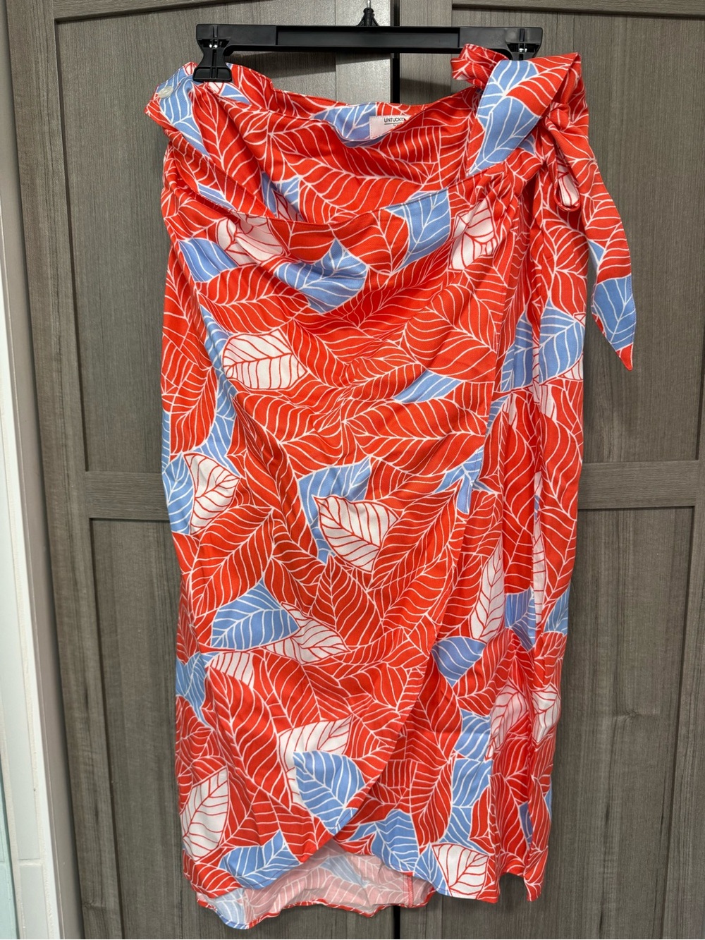 UNTUCKit Coral and Light Blue Leaf Print Wrap Skirt